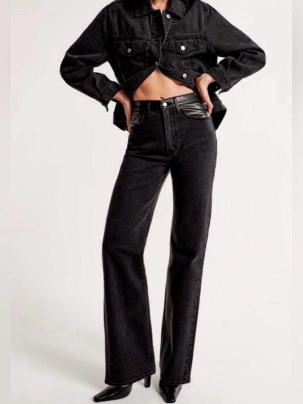 Abercrombie & Fitch Black Leather Detailed 90s Relaxed Jean